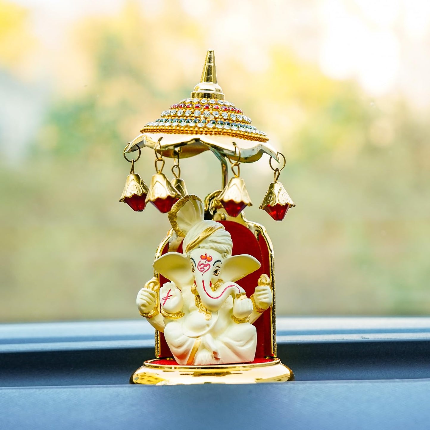 Ekhasa Ganesh Idol - Craftsmanship and Elegance