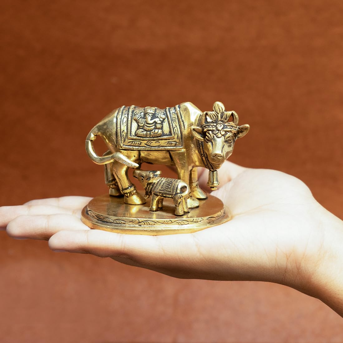 Ekhasa Brass Kamdhenu Cow Statue - Gift for Weddings