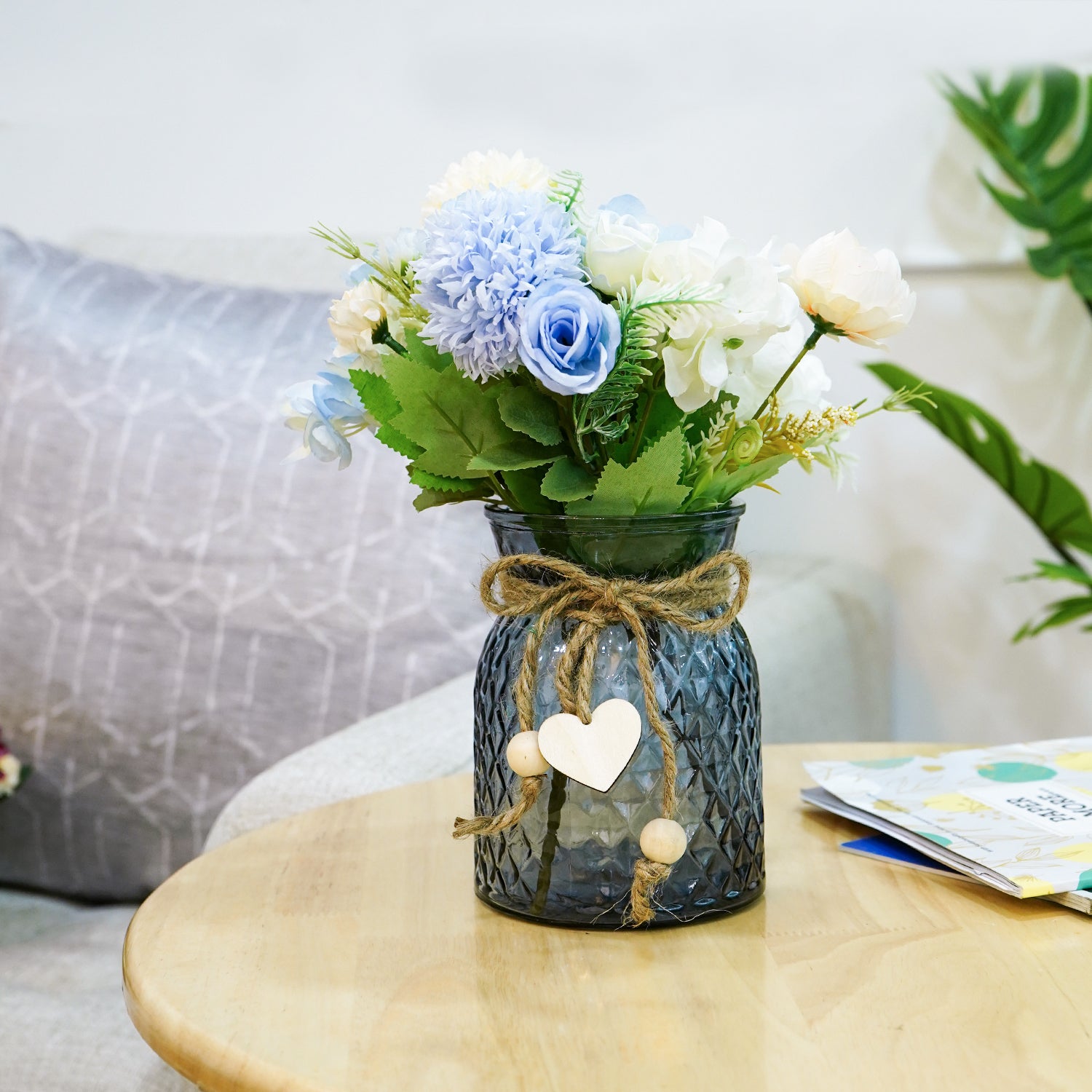 Glass Flower Vase for Home Decor, Table Decor & Gifting