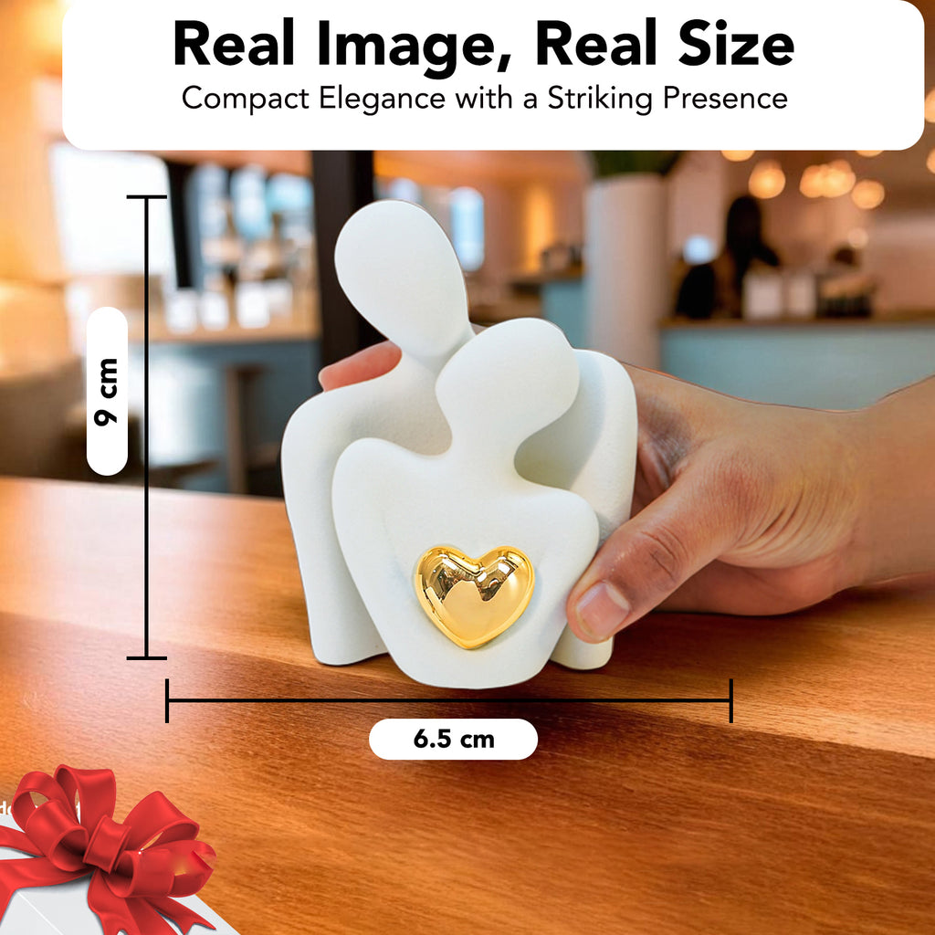 Resin Couple Showpiece for Home Decor & Gifting
