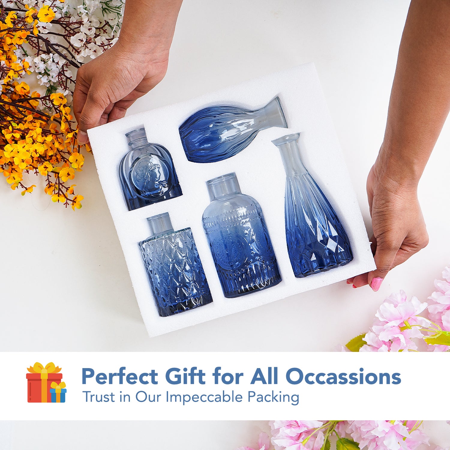 Glass Bud Vases Set of 5 for Home Decor , Table Decoration & Gifting