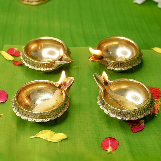 Ekhasa 100% Pure Brass Kuber Diya for Puja | Deepam Kundulu Pooja Diya | Pital Diya or Dipak Diva Deepas for Pooja | Brass Diyas for Pooja Set of 4 | Niranjan Diya Deepak for Diwali & Return Gifts