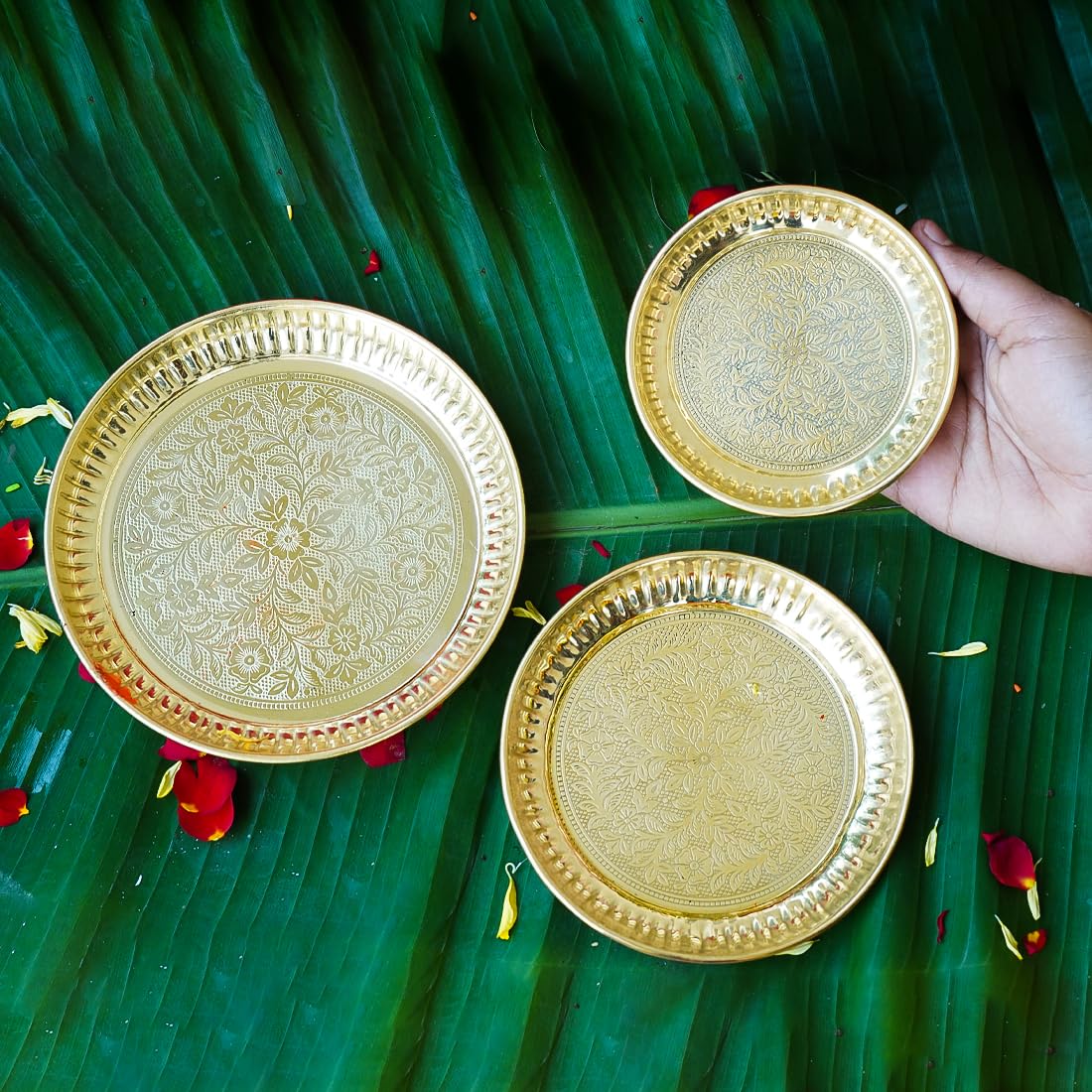 Ekhasa Brass Pooja Thali Set for Home | Puja ki Thali for Shop | Aarti Thali for Pooja for Office | Pooja Thali Decorative for Gift | Prasad Thali for Pooja (100% Pure Brass, Set of 3)