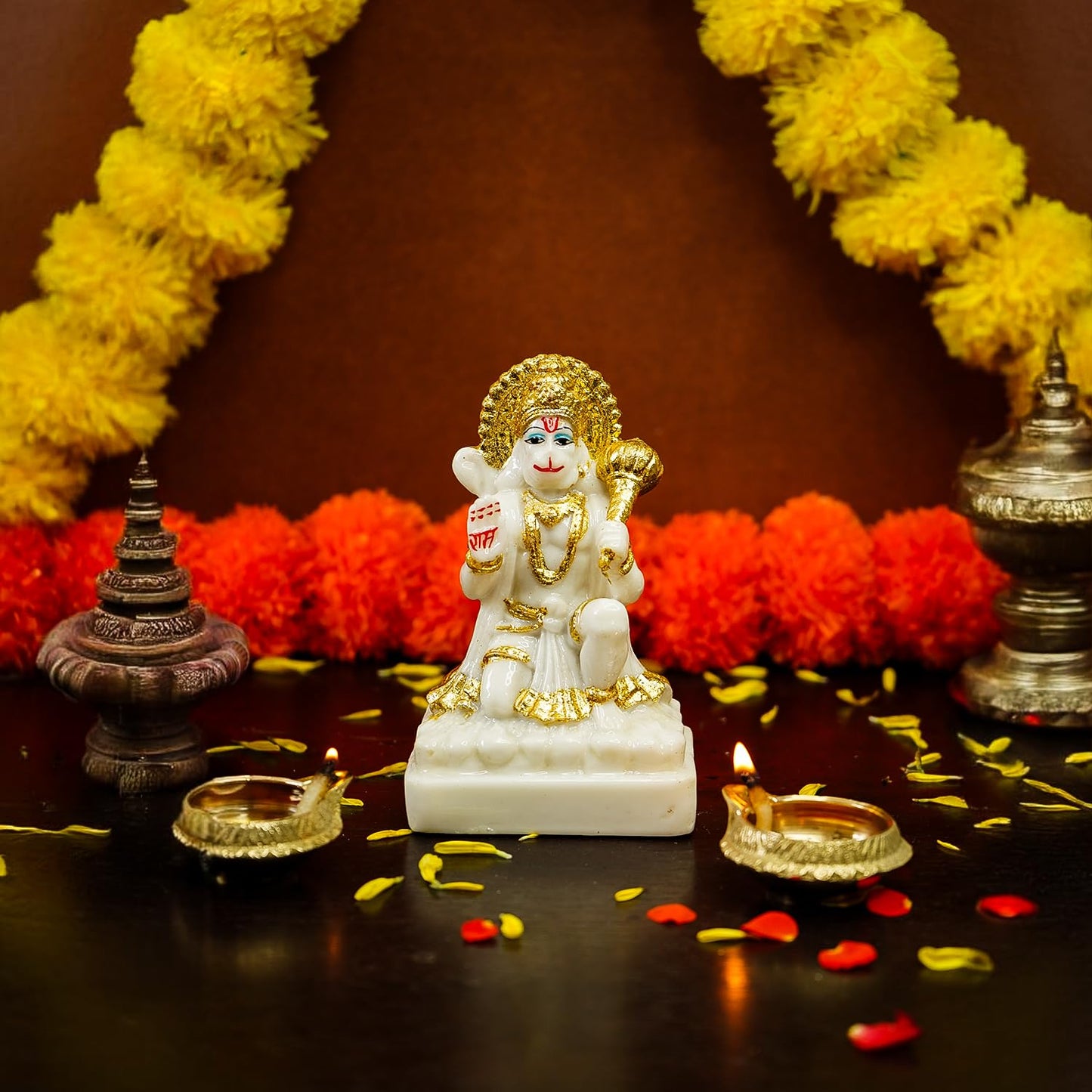 Ekhasa Aura Series Marble Dust Hanuman Ji Murti for Home Puja (5 inch) | Gold Plated Lord Hanuman Idol for Home Decor | Resin Bajrangbali Murti for Puja Room | Bahubali Hanuman Idol with Gada for Gift